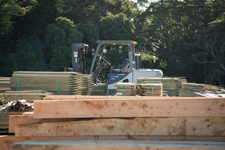 201605060310 Pankhurst Sawmilling